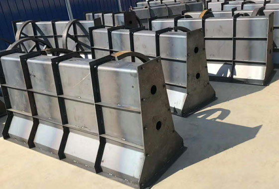 隔離墩模具廠家售后服務